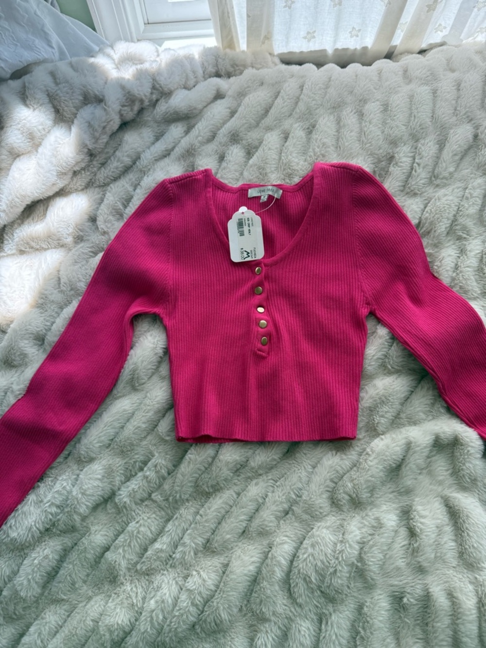 Love Tree Fuchsia Ribbed Long Sleeve Crop Top with Gold Buttons